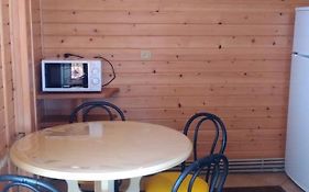 Апарт готель,, Червона Рута,,